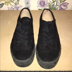 Black platform sneakers